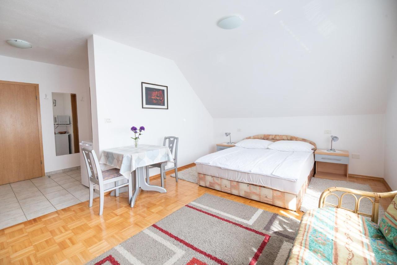 Apartmaji Trentelj Bled Exterior foto